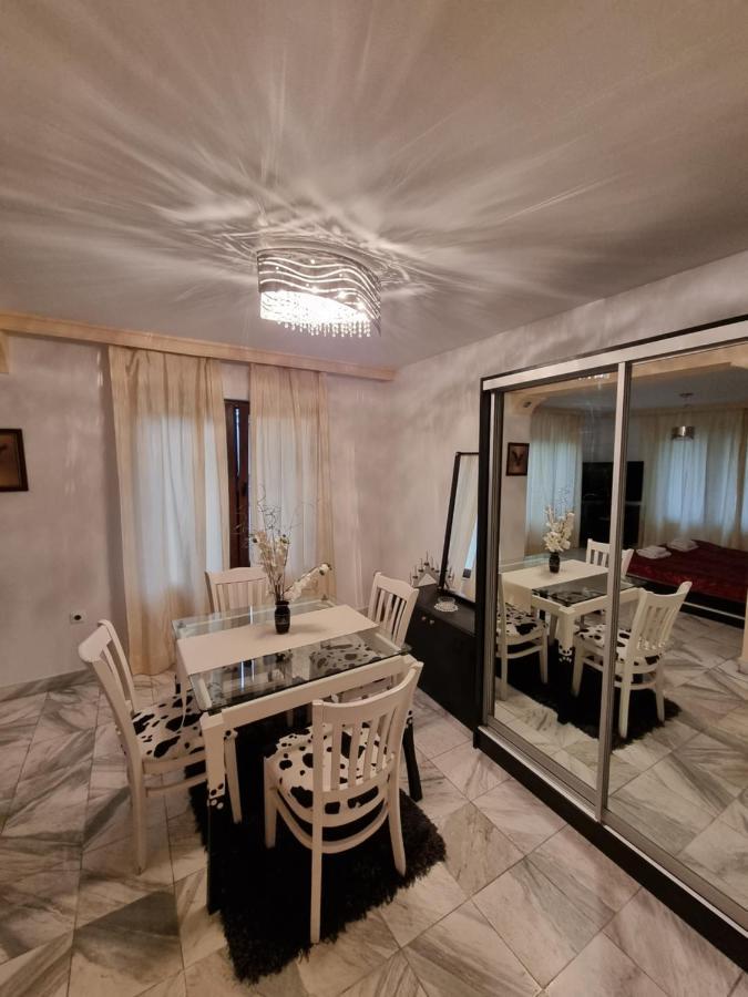 Tsar Simeon, 2 Bedroom, Living Room And Fireplace Sofia Exteriör bild